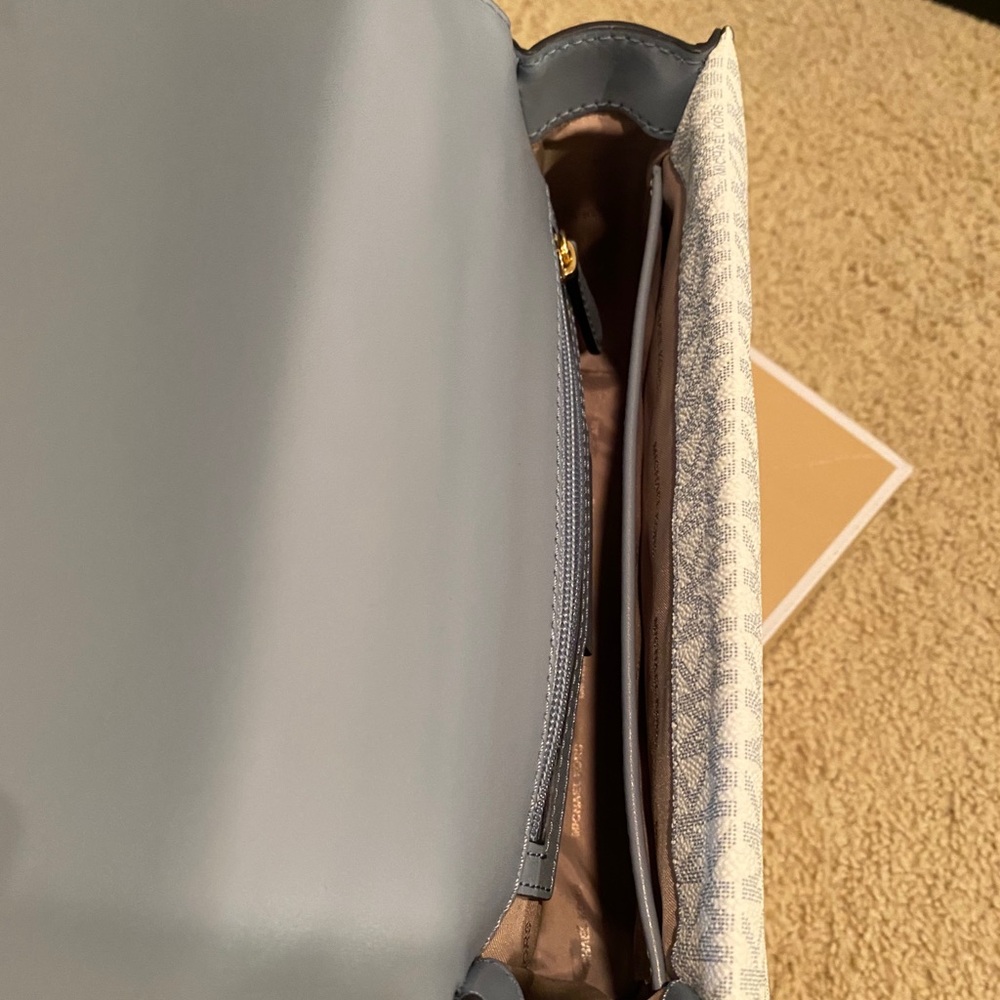 Bag - Picture 5 of 6